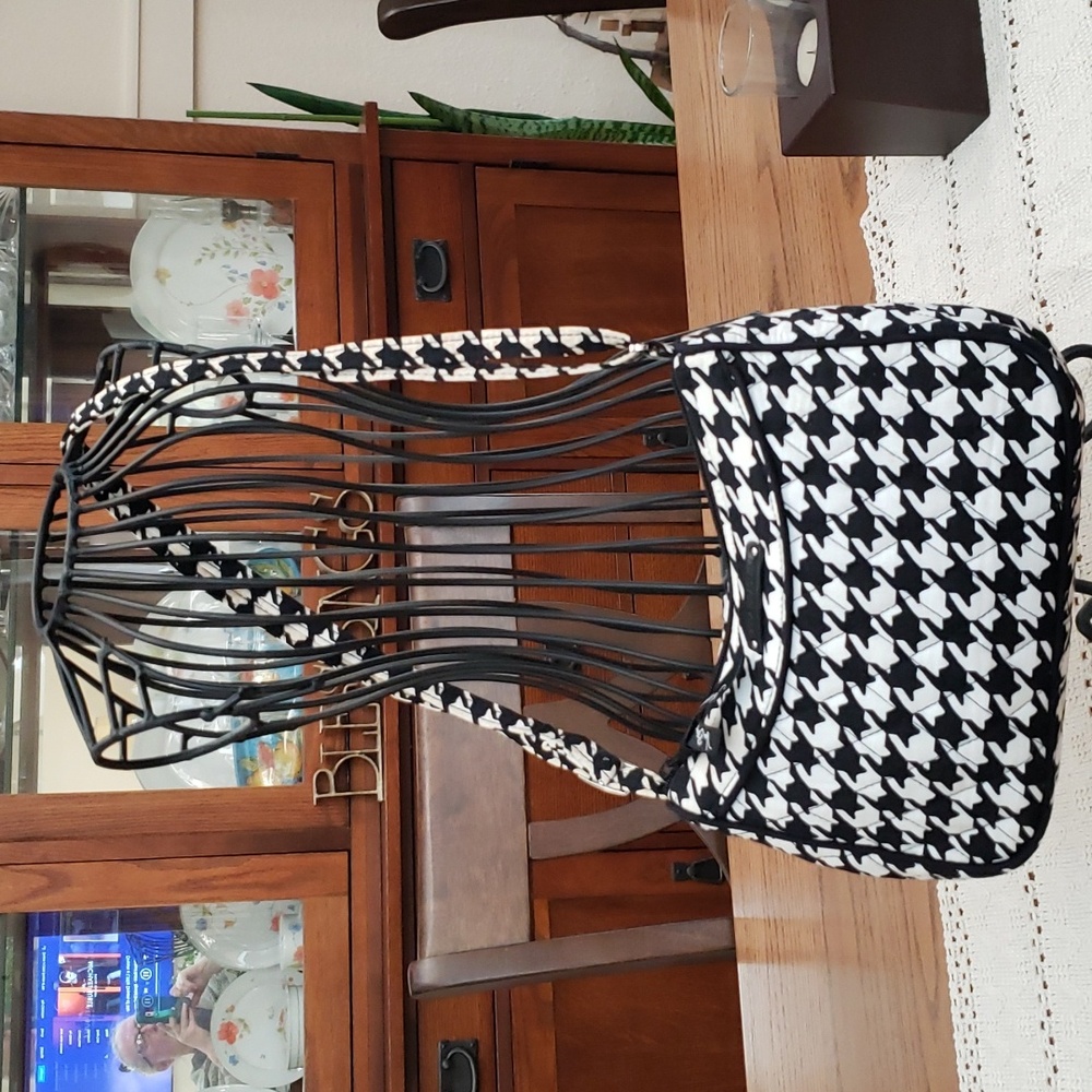 Vera Bradley Little Crossbody in   (Houndstooth) Pattern